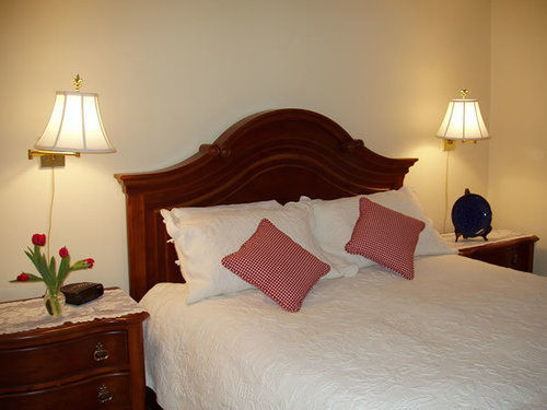 Arbutus Point Oceanfront B And B Long Harbour Экстерьер фото